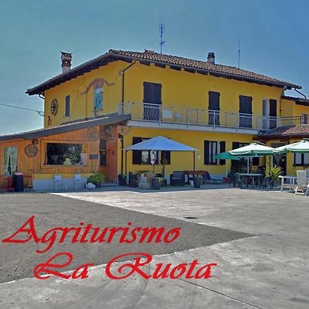 Agriturismo La Ruota Montelupo Albese Exterior foto