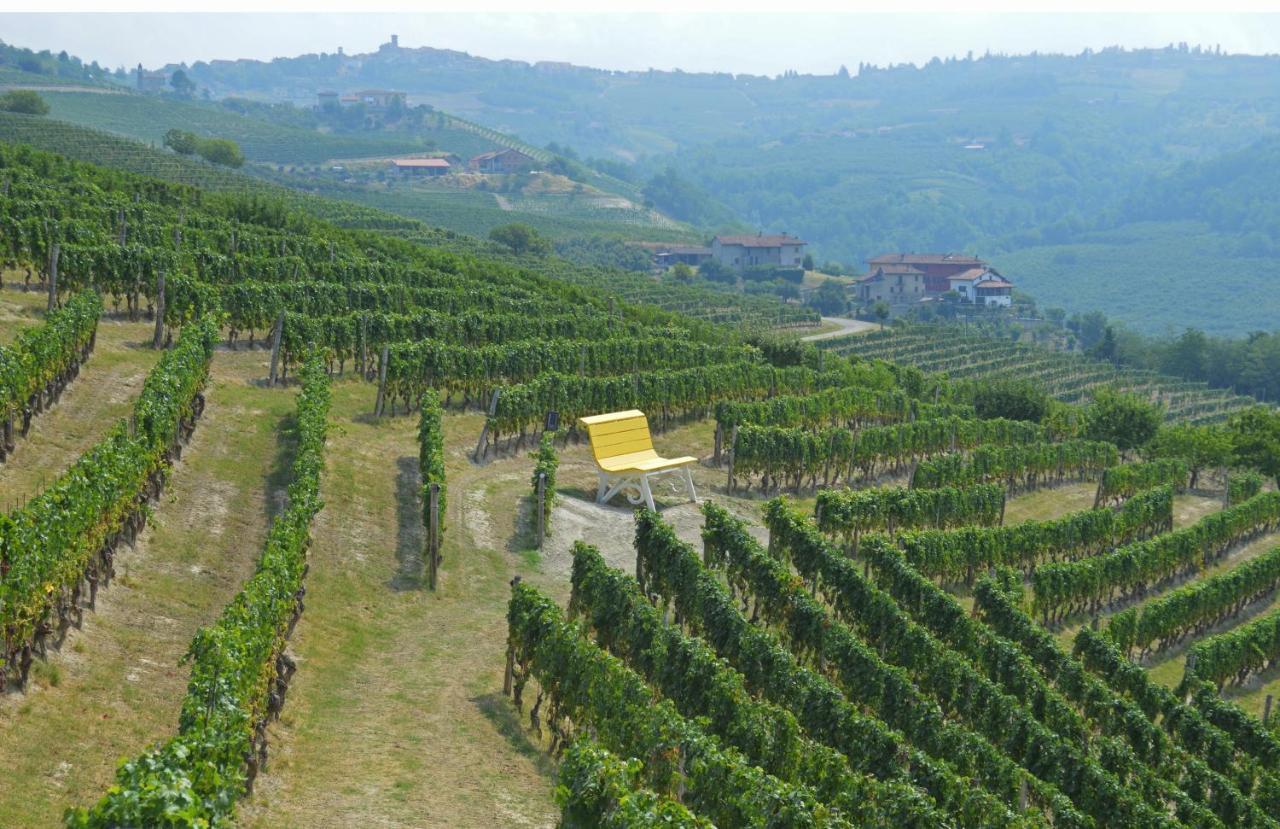 Agriturismo La Ruota Montelupo Albese Exterior foto